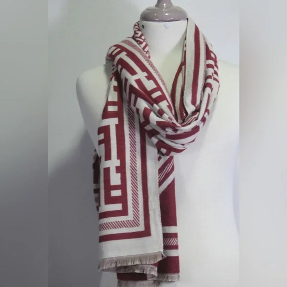 Authentic Fendi Scarf Stole Shawl 65% Cashmere 35% Silk Multicolor Used - Picture 4 of 9